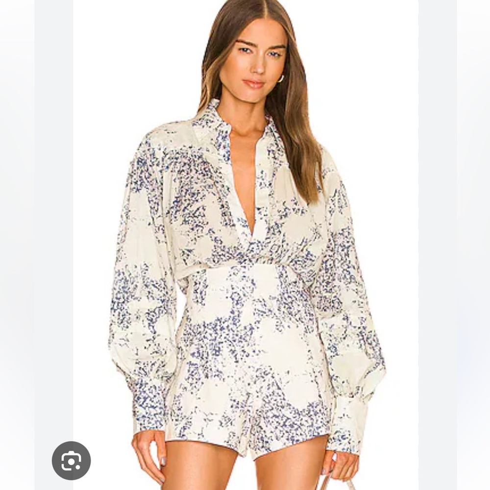 REVOLVE Aureta Elodie Blouse in Sky Size L